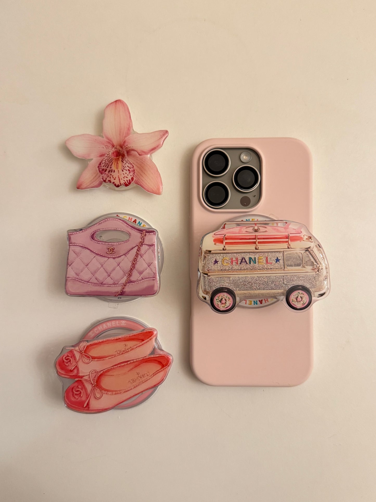 chanel popsocket - pink bus
